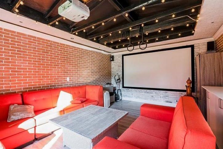 Outdoor Kitchen Photo of 14681 78 Avenue, Surrey, BC