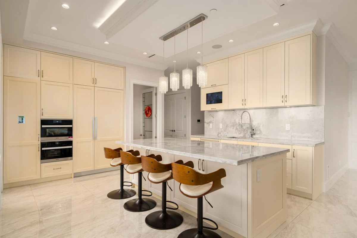 Primary Bedroom Photo of 1410 Mathers Avenue, West Vancouver, BC