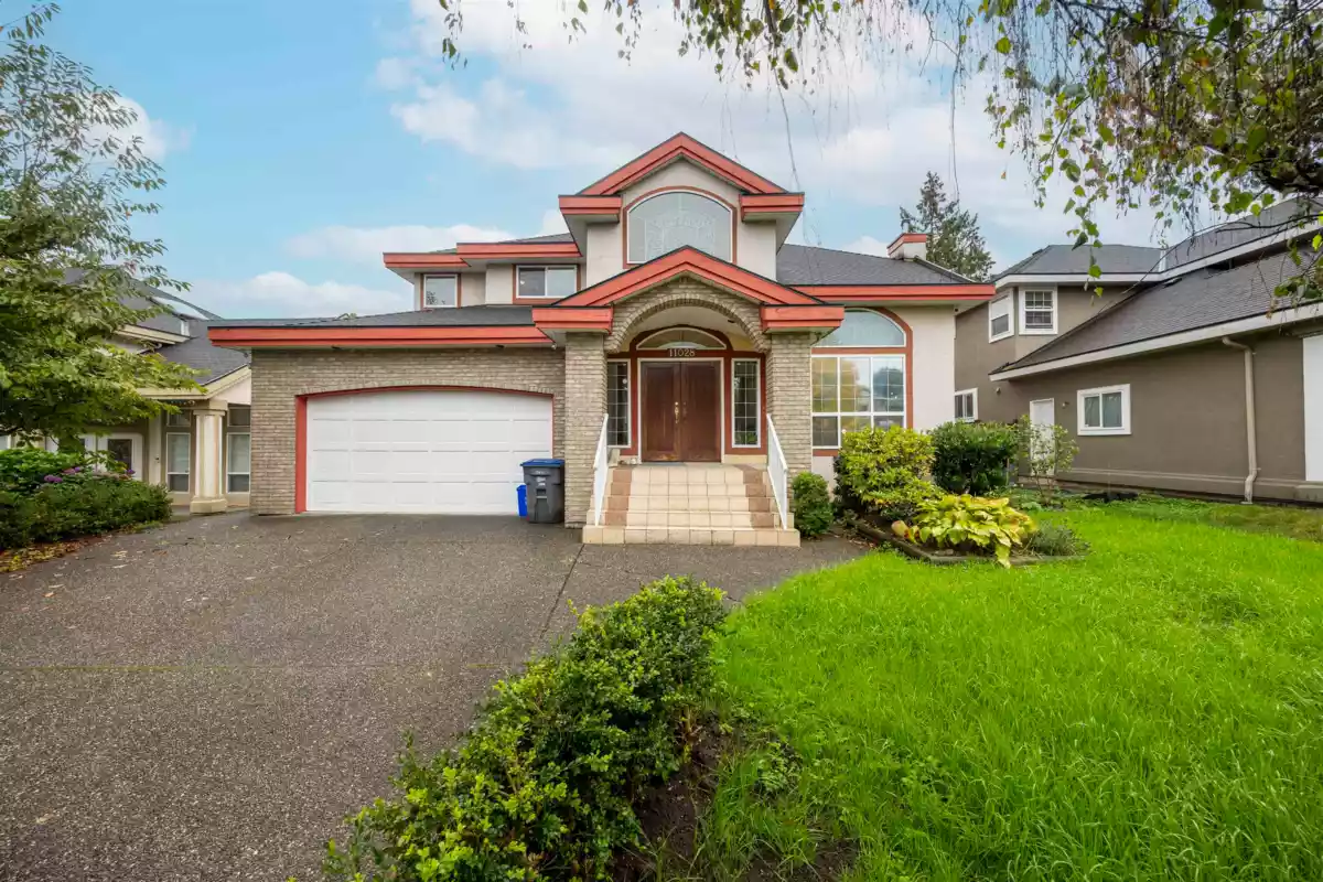Exterior Front Photo of 11028 162a Street, Surrey, BC