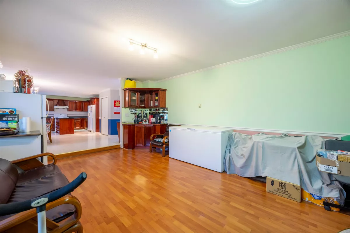 Mudroom Photo of 11028 162a Street, Surrey, BC