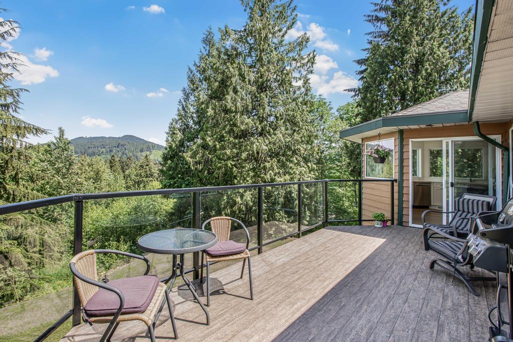Entry Foyer Photo of 31161 Silverhill Avenue, Mission, BC