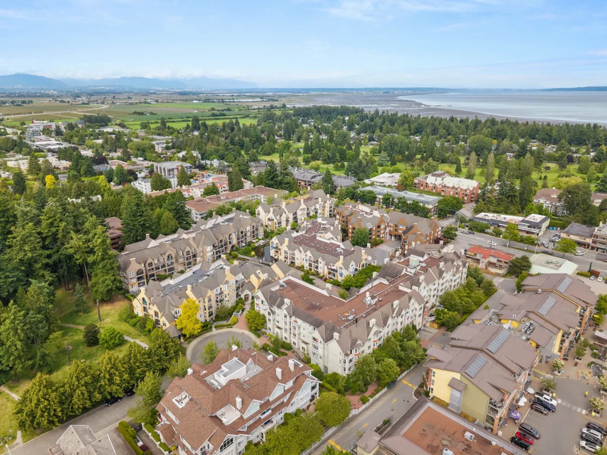 Fitness Center Photo Near 301 5555 13a Avenue, Tsawwassen, BC