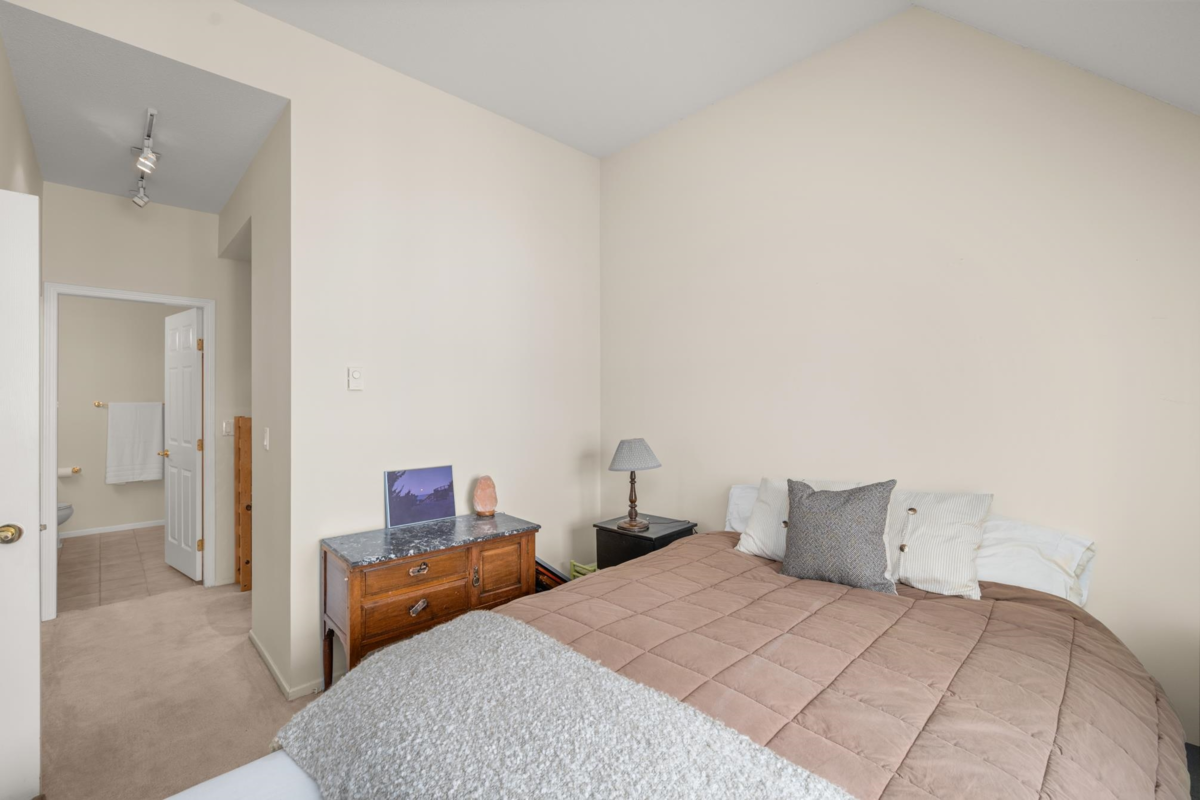 Mudroom Photo of 301 5555 13a Avenue, Tsawwassen, BC