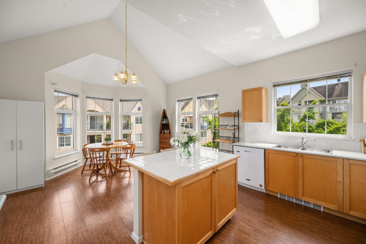 Pantry Photo of 301 5555 13a Avenue, Tsawwassen, BC