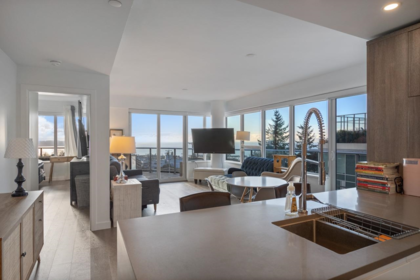408 1441 Johnston Road, White Rock, BC