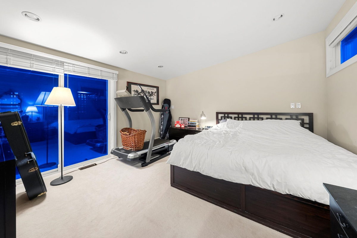 Laundry Room Photo of 17351 Fedoruk Road, Richmond, BC