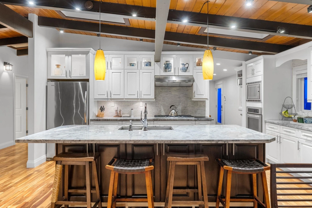 Walk-In Closet Photo of 17351 Fedoruk Road, Richmond, BC