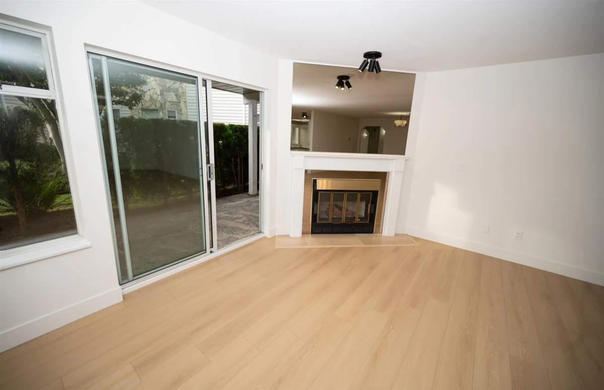 Powder Room Photo of 117 10584 153 Street, Surrey, BC