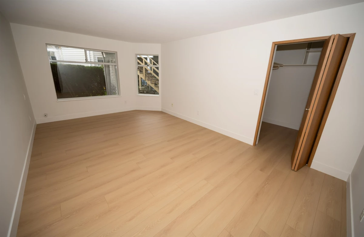 Staircase Photo of 117 10584 153 Street, Surrey, BC