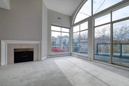 Kitchen Island Photo of 304 4753 W River Road, Ladner, BC