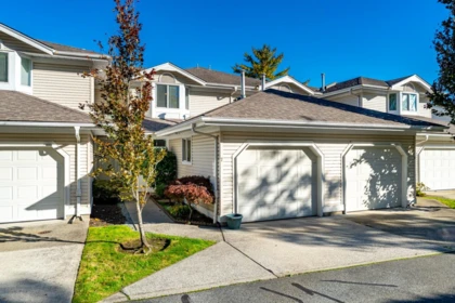 7 6452 121 Street, Surrey, BC, Surrey — Townhouse for sale