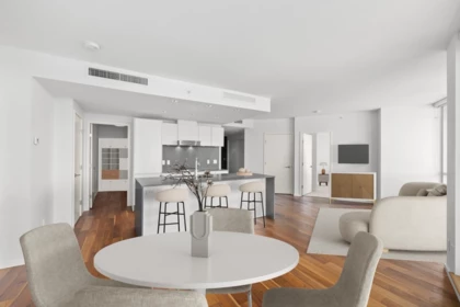 1505 8555 Granville Street, Vancouver, BC