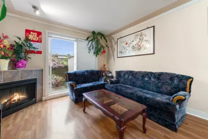 218 2265 E Hastings Street, Vancouver, BC, Vancouver — Apartment/Condo for sale