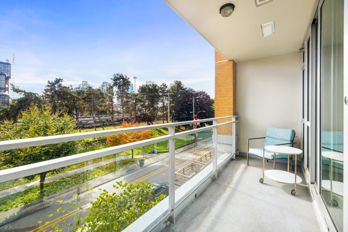 Bedroom 3 Photo of 318 221 Union Street, Vancouver, BC