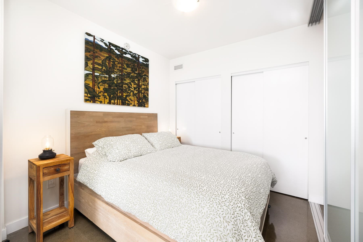 Primary Bathroom Photo of 318 221 Union Street, Vancouver, BC