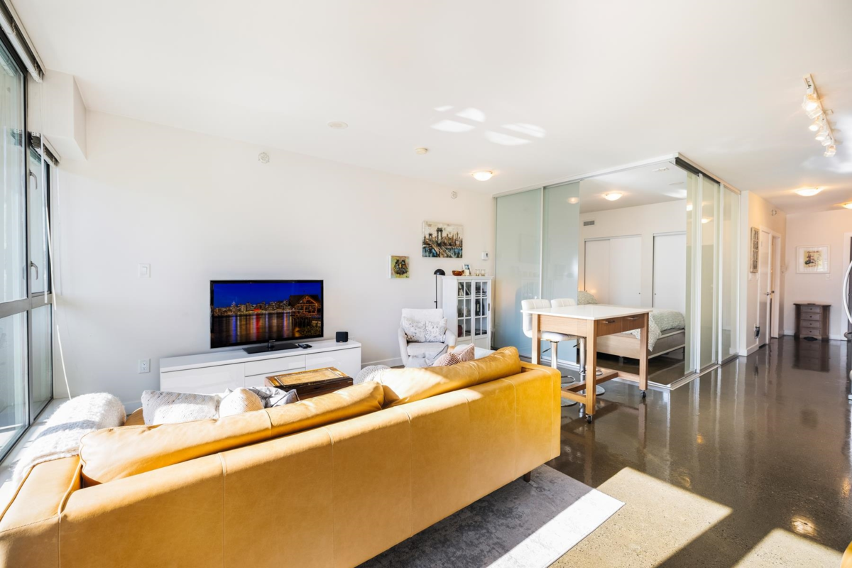 Primary Bedroom Photo of 318 221 Union Street, Vancouver, BC