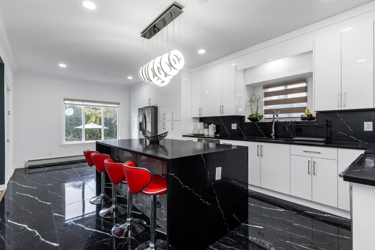 Family Room Photo of 8463 Bailey Place, Mission, BC