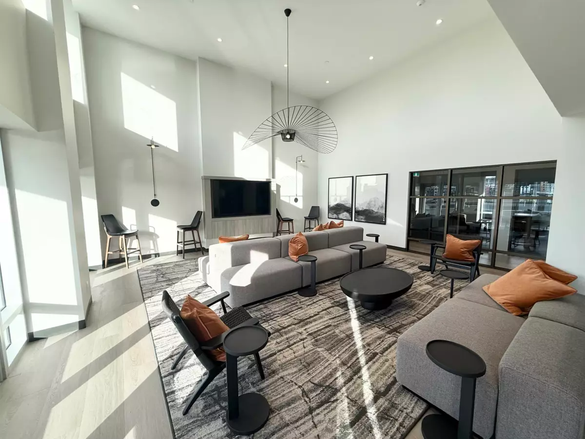 Office / Den Photo of 702 7977 Lansdowne Road, Richmond, BC