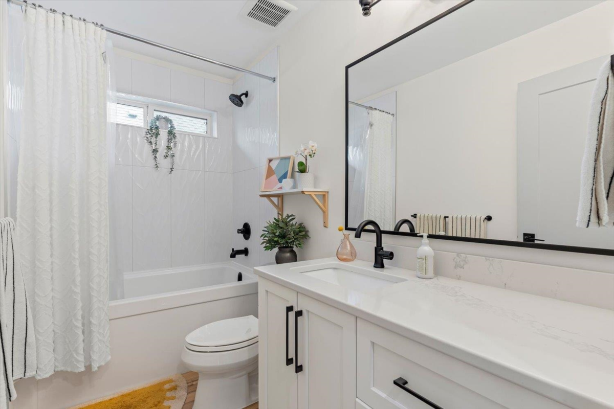 Backyard Photo of 59 46211 Promontory Road, Chilliwack, BC