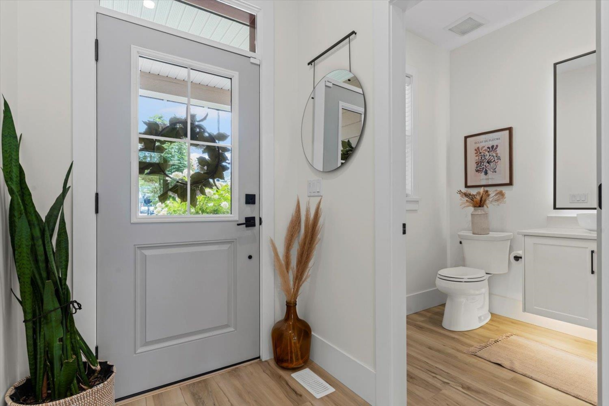 Kitchen Island Photo of 59 46211 Promontory Road, Chilliwack, BC