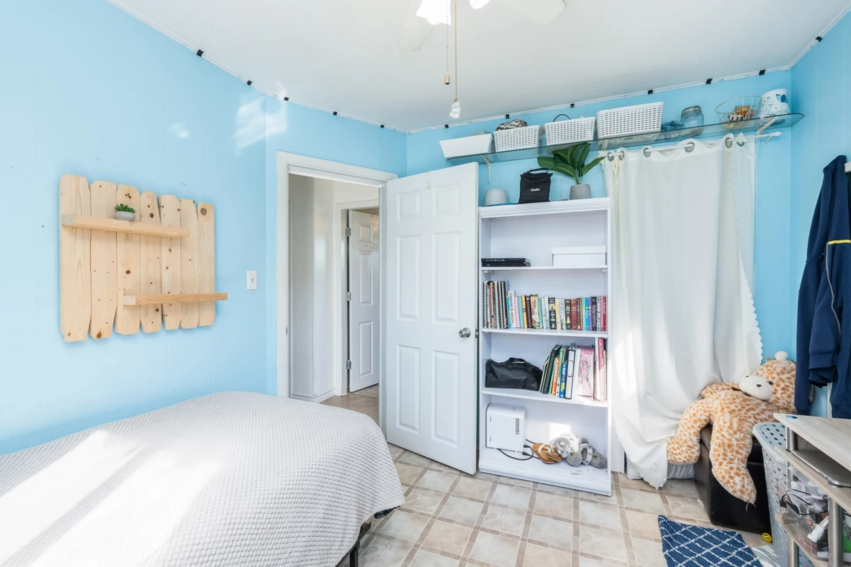 Laundry Room Photo of 6282 175b Street, Surrey, BC