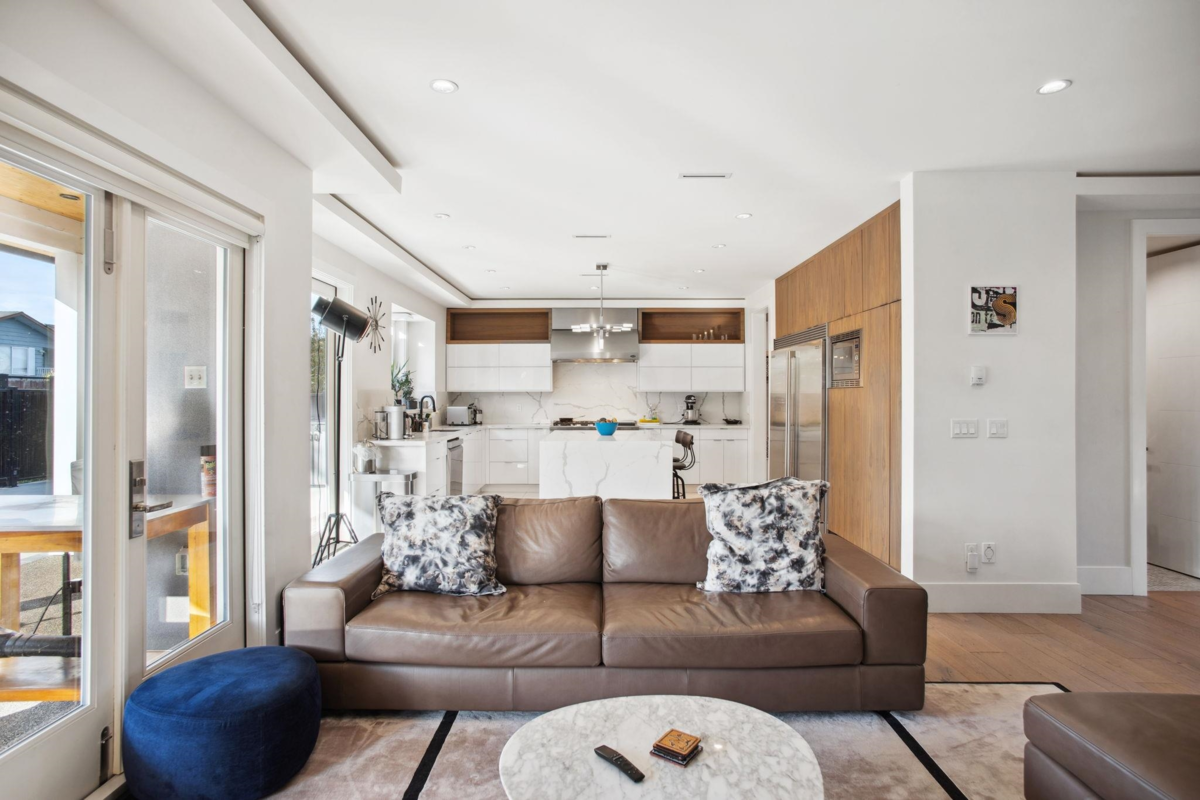 Primary Bathroom Photo of 5030 Hardwick Street, Burnaby, BC