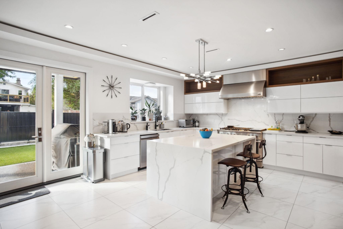 Walk-In Closet Photo of 5030 Hardwick Street, Burnaby, BC