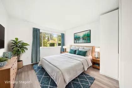 110 9847 Manchester Drive, Burnaby, BC, Burnaby — Apartment/Condo for sale