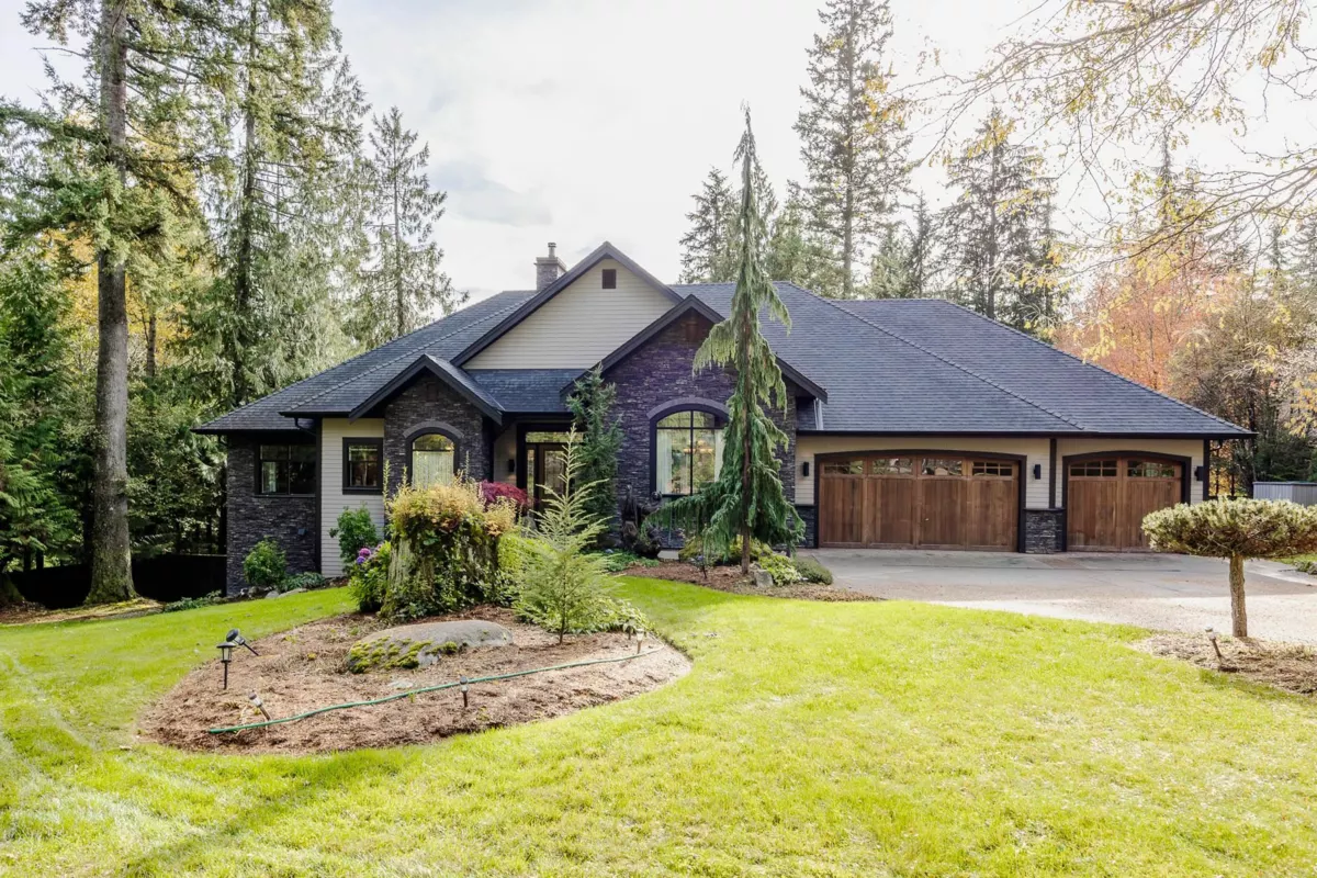 Exterior Front Photo of 27552 128 Avenue, Maple Ridge, BC