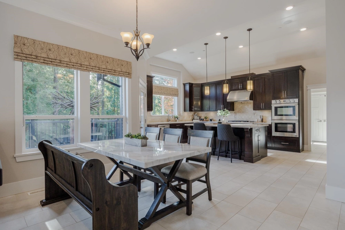 Kitchen Island Photo of 27552 128 Avenue, Maple Ridge, BC