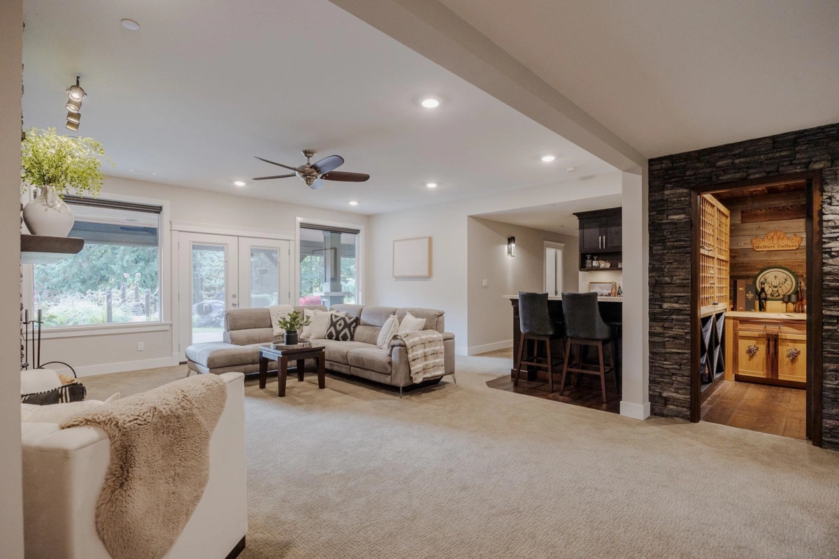 Mudroom Photo of 27552 128 Avenue, Maple Ridge, BC