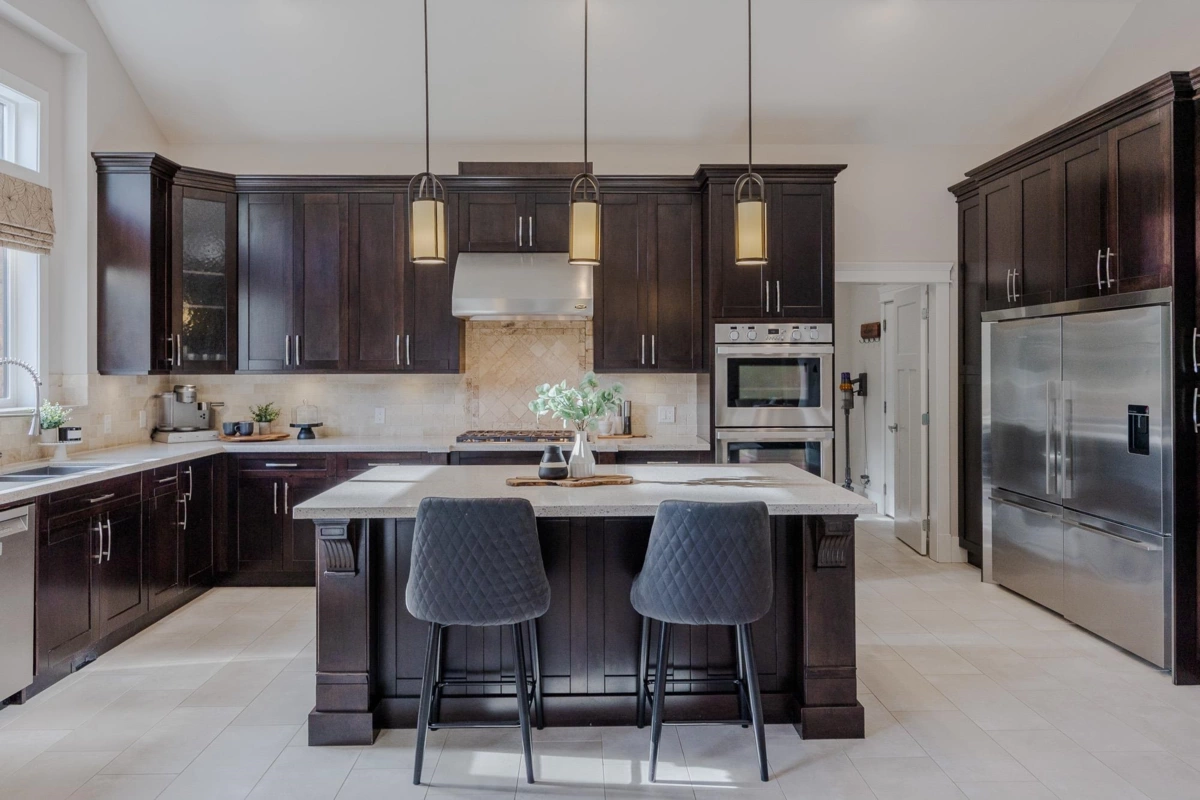 Walk-In Closet Photo of 27552 128 Avenue, Maple Ridge, BC