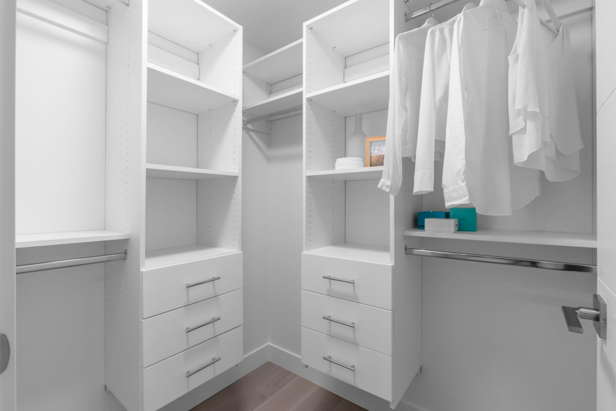 Hallway Photo of 3073 Fromme Road, North Vancouver, BC