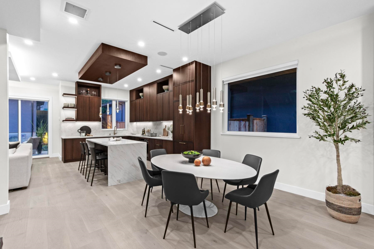 Primary Bathroom Photo of 3073 Fromme Road, North Vancouver, BC