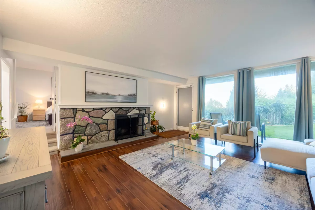 Basement Recreation Room Photo of 953 Ranch Park Way, Coquitlam, BC