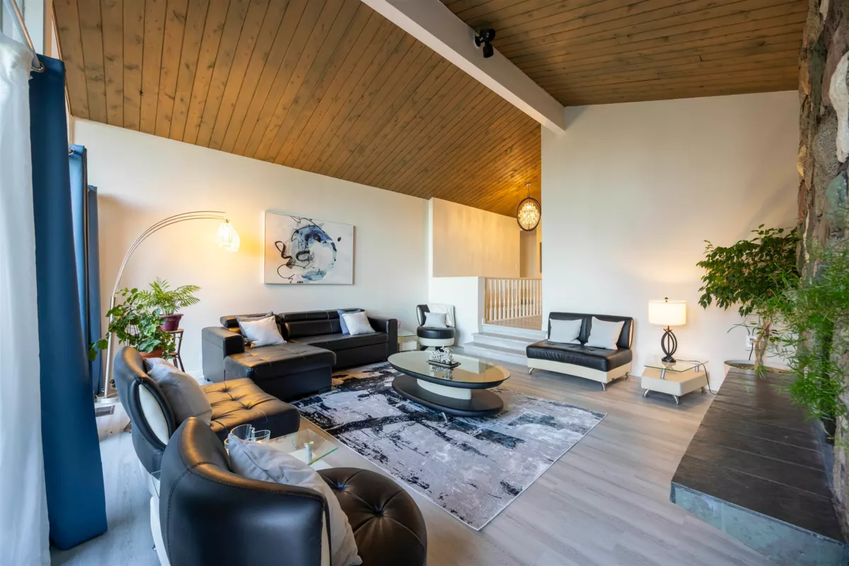 Family Room Photo of 953 Ranch Park Way, Coquitlam, BC