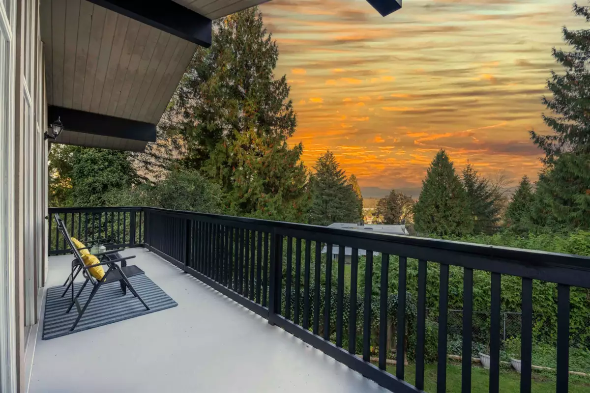 Swimming Pool Photo of 953 Ranch Park Way, Coquitlam, BC