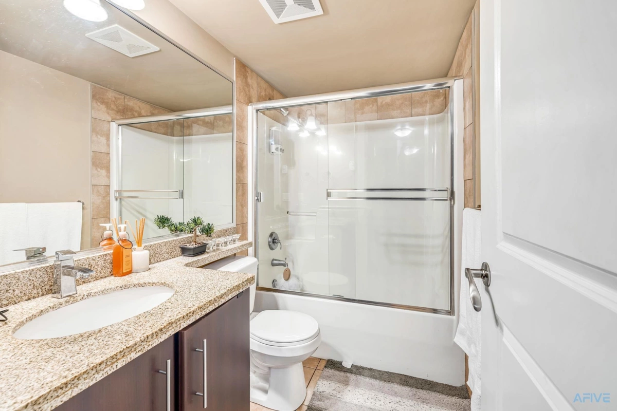Kitchen Island Photo of 11 7428 14th Avenue, Burnaby, BC