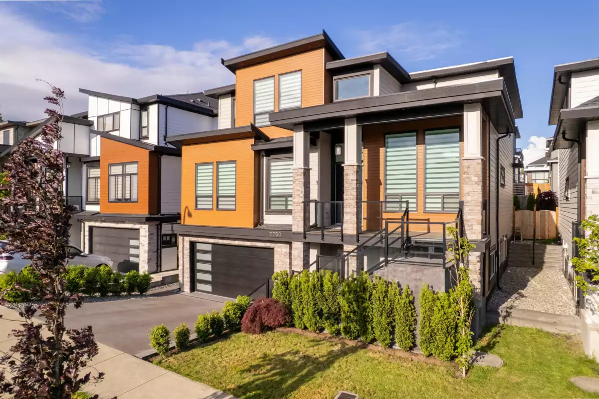 Backyard Photo of 7750 154a Street, Surrey, BC