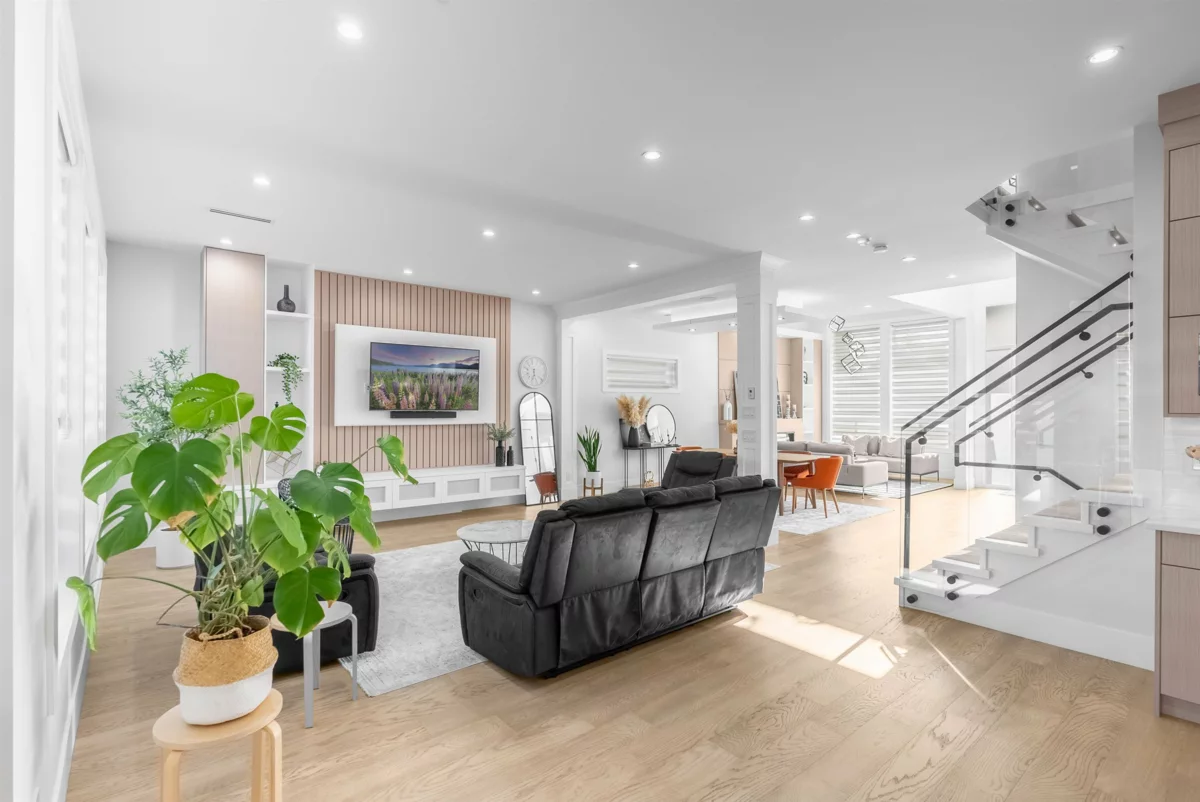 Breakfast Nook Photo of 7750 154a Street, Surrey, BC