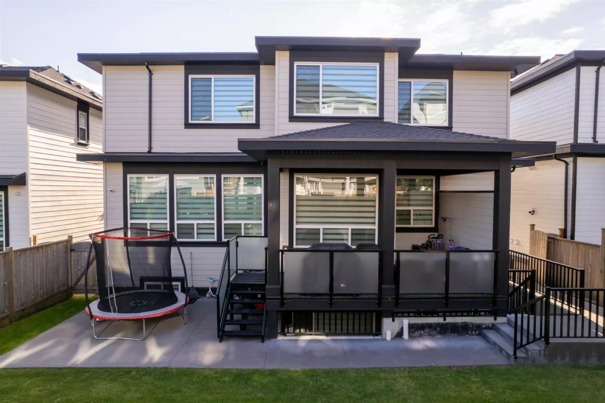 Garden / Landscaping Photo of 7750 154a Street, Surrey, BC