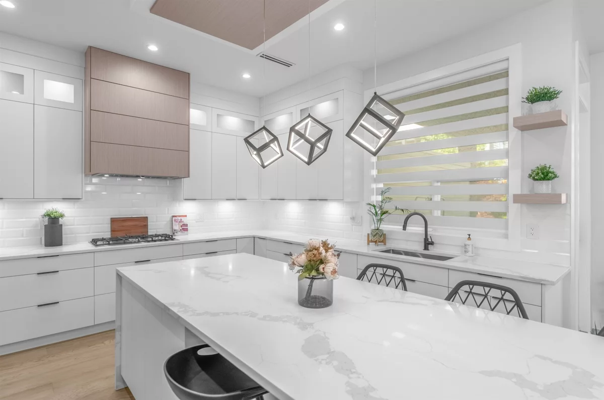 Primary Bathroom Photo of 7750 154a Street, Surrey, BC