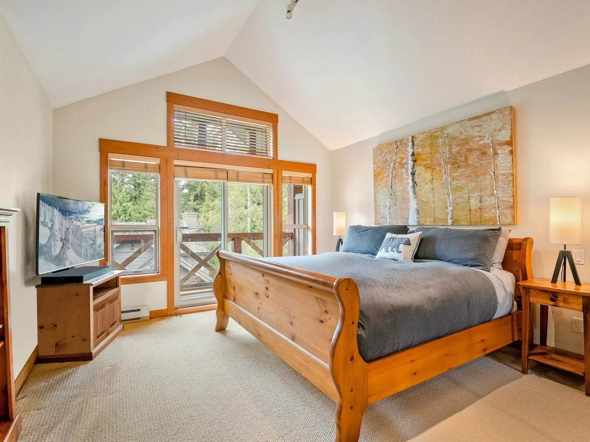 Bedroom 3 Photo of 6 4668 Blackcomb Way, Whistler, BC