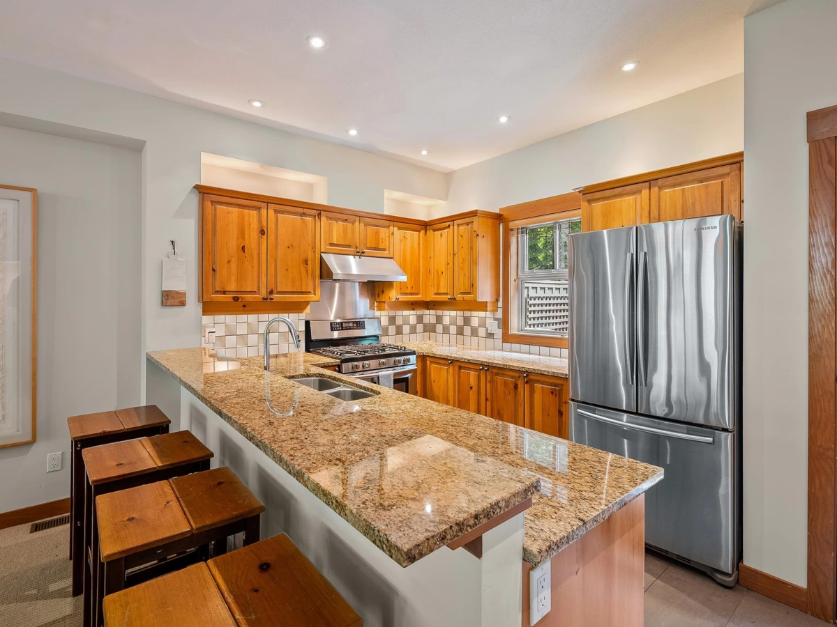 Breakfast Nook Photo of 6 4668 Blackcomb Way, Whistler, BC