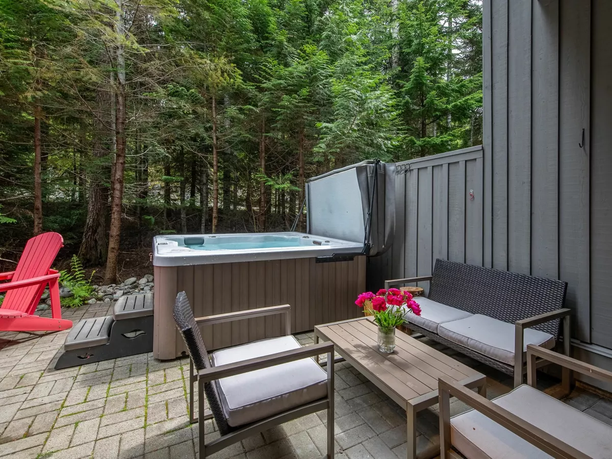 Primary Bathroom Photo of 6 4668 Blackcomb Way, Whistler, BC