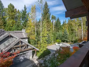 Guest Bathroom Photo of 6 4668 Blackcomb Way, Whistler, BC