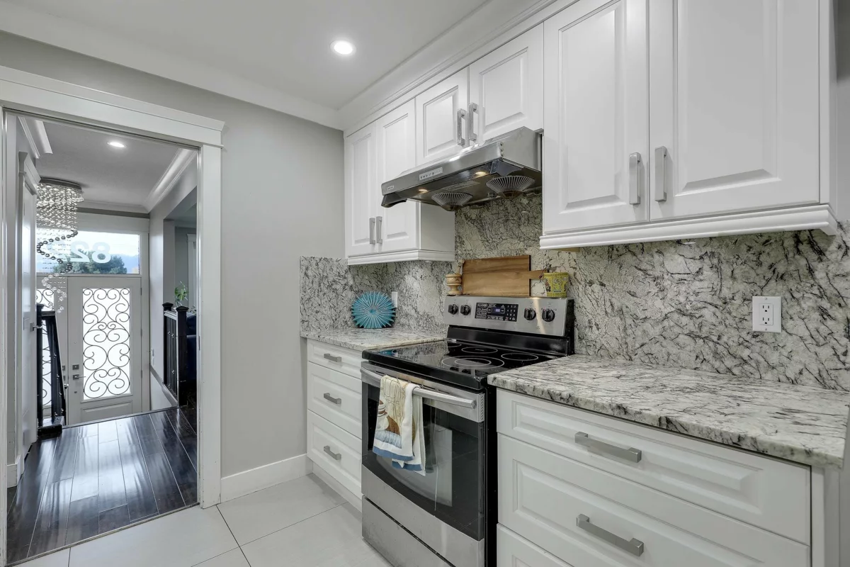 Entry Foyer Photo of 8225 NW Burnfield Crescent, Burnaby, BC