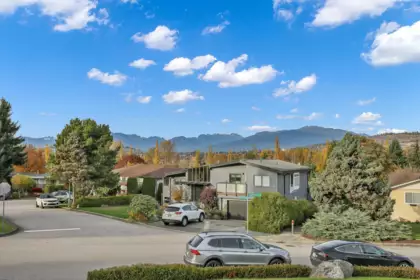 8225 NW Burnfield Crescent, Burnaby, BC