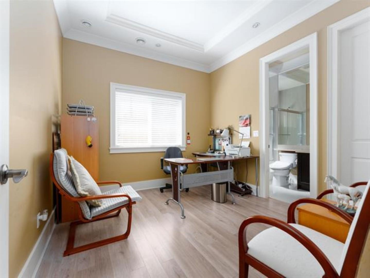 Outdoor Deck Photo of 7591 Lombard Road, Richmond, BC