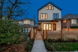 2917 Charles Street, Vancouver, BC